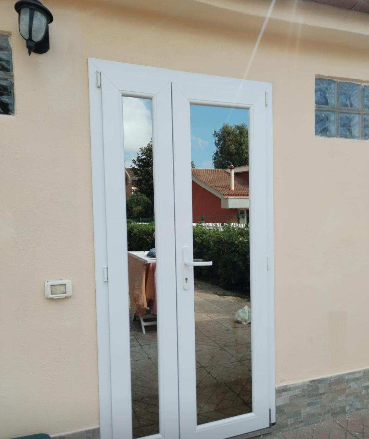 B&B Civitavecchia La Casetta Con Giardino エクステリア 写真